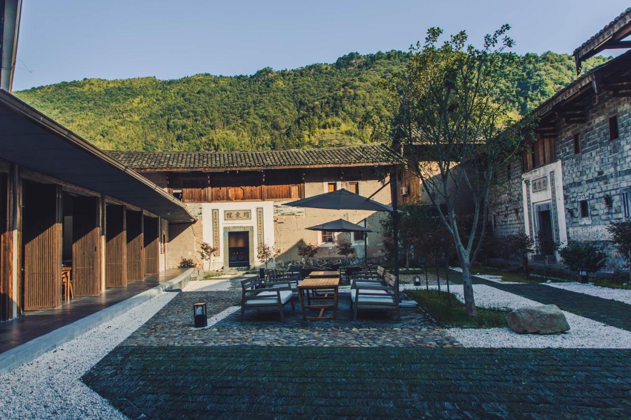 Tsingpu Tulou Retreat Hotel Zhangzhou Exterior photo