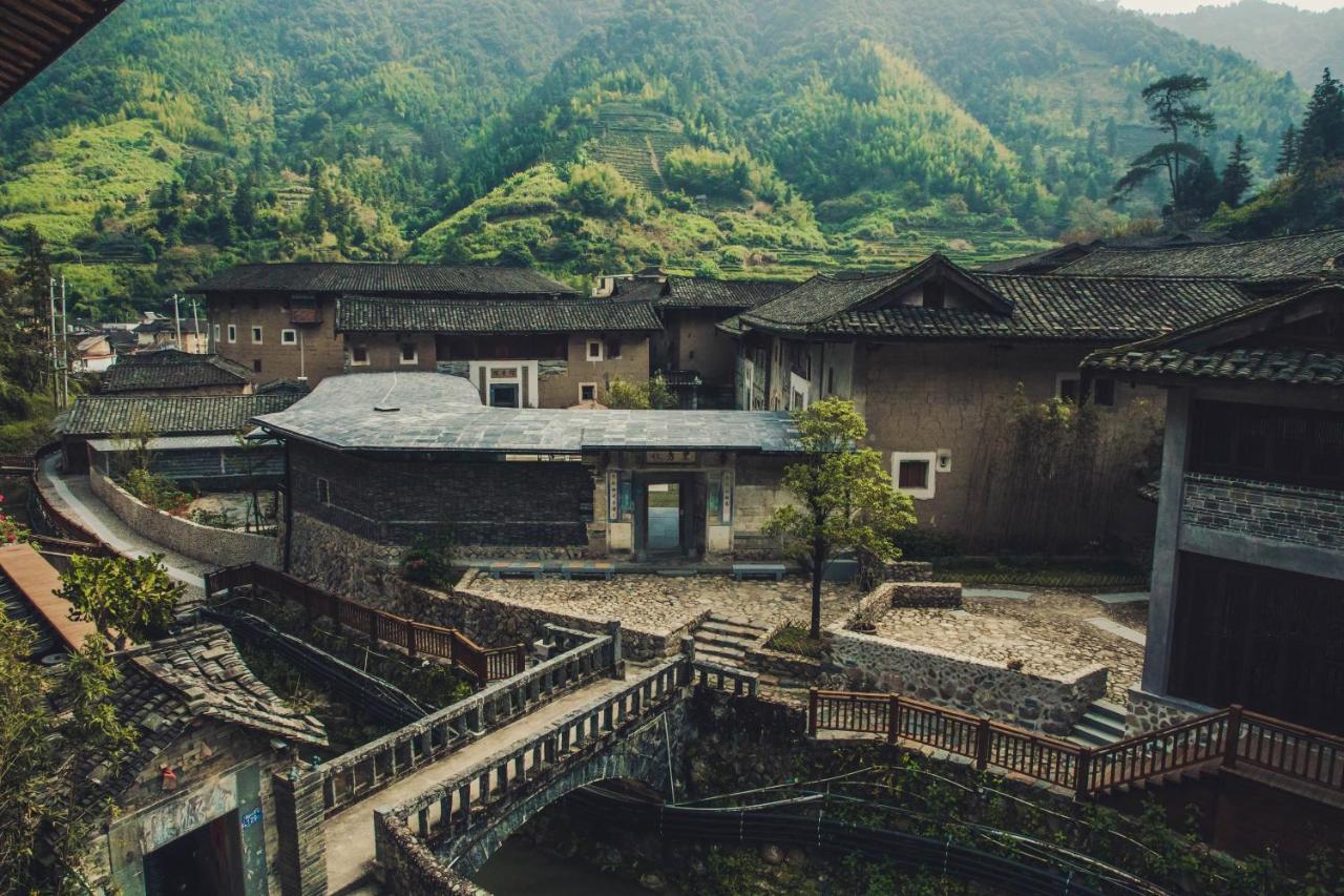 Tsingpu Tulou Retreat Hotel Zhangzhou Exterior photo